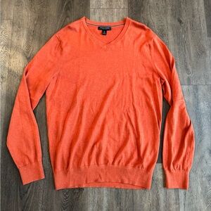 Banana Republic Men's V-Neck Sweater in Orange, size medium, luxury blend